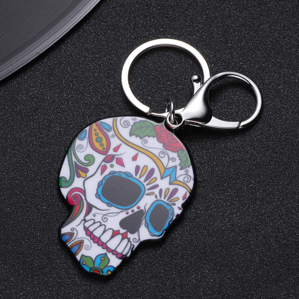 1PC Delicate Acrylic Skull Keychain Skeleton Design Keyrings Hanging Key Chains Pendant for Car Key Bag Phone