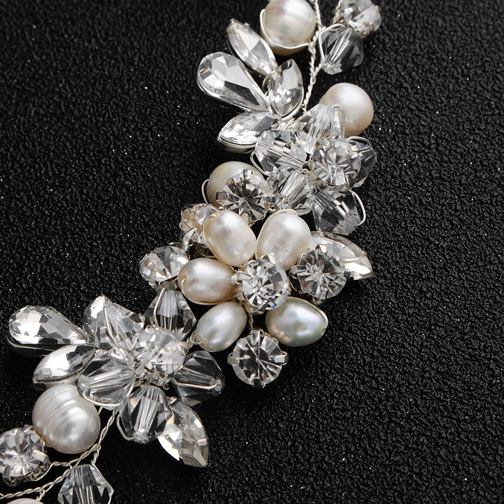 Crystal Flower Hand Chain Ladies Fashion Pearl Bracelet Bride Jewelry Bracelet Wedding Dress Accessory
