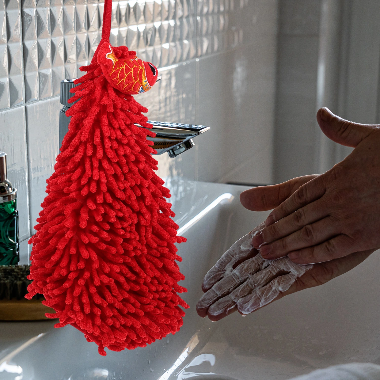 Chenille Hand Towel Fuzzy Ball Towel Fast Drying Hand Towel for Kitchen Bathroom