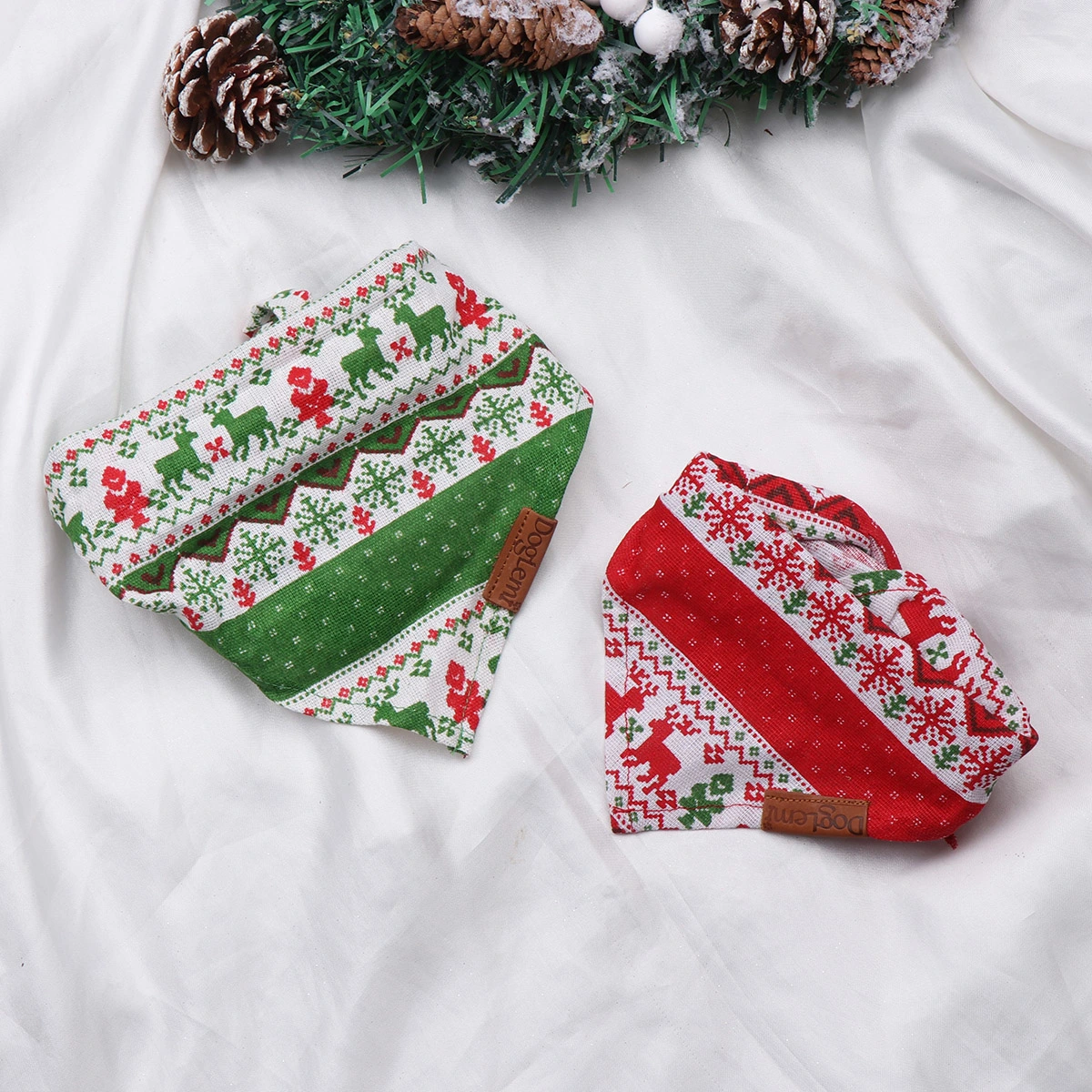 2Pcs Pet Collar Printed Saliva Towel Christmas Themed Bib Triangle Towel Pet Handkerchief Pet Supplies for Pet Dog Cat Size S (Red Elk Green Elk)
