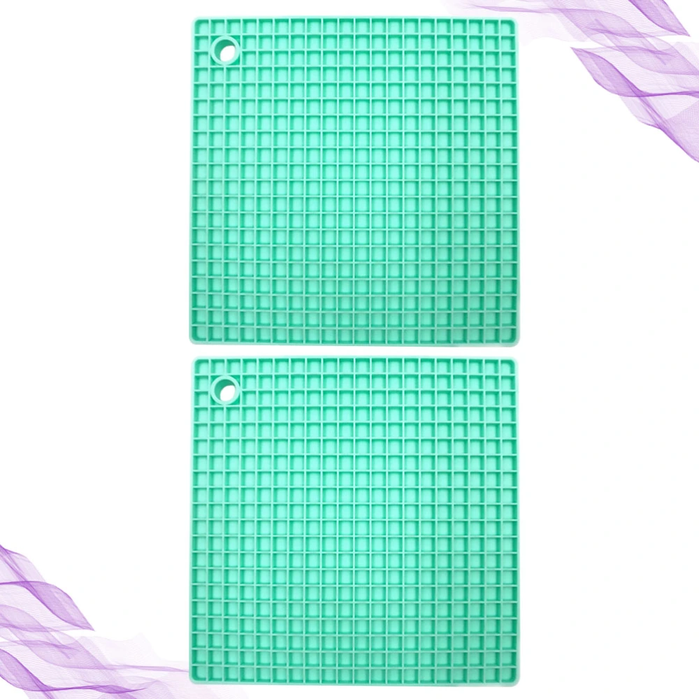 2Pcs Multifunction Silicone Table Placemats Grid Design Heat Insulation Coaster Pot Placemat Tableware Plate Mat (Light Green)