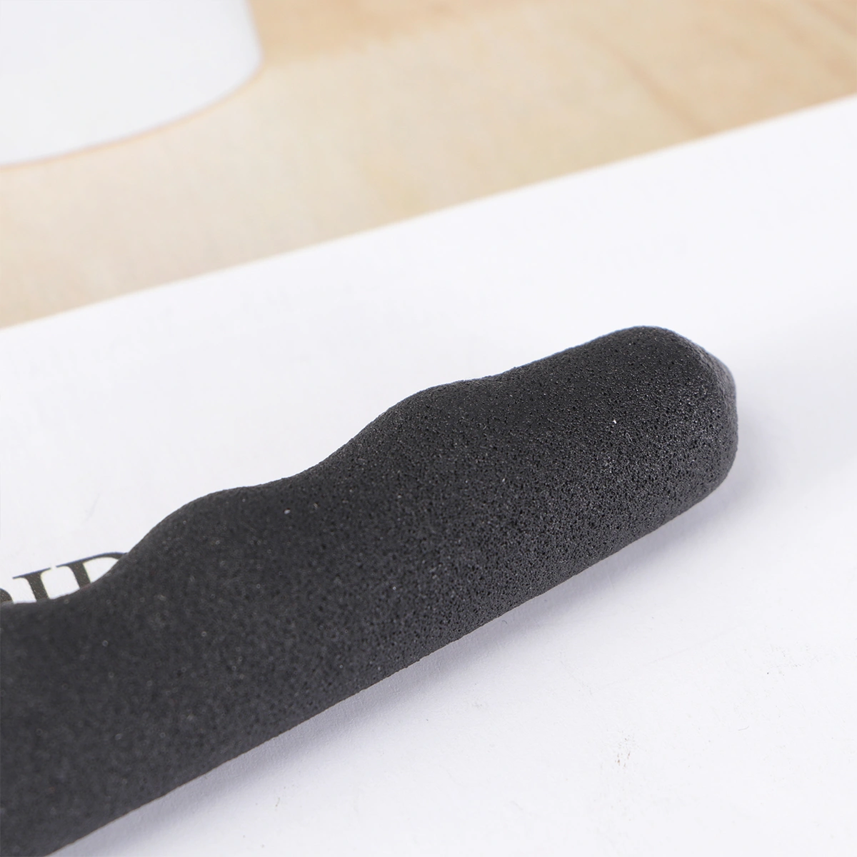 Telescopic Magnet Pick-Up Telescoping Extendable Pick Up Tool with LED Light Iron Absorption Stick