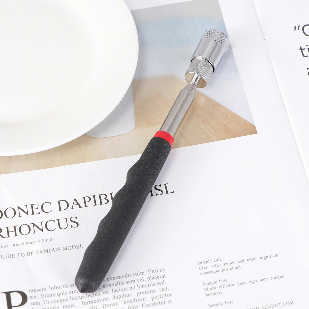 Telescopic Magnet Pick-Up Telescoping Extendable Pick Up Tool with LED Light Iron Absorption Stick
