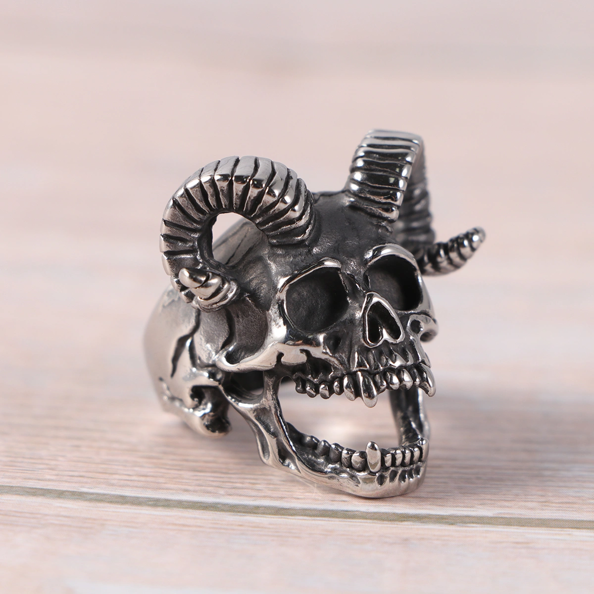 Punk Ram Skull Finger Ring Man Stainless Steel Finger Ring Animal Shape Ring Supplies Size 8