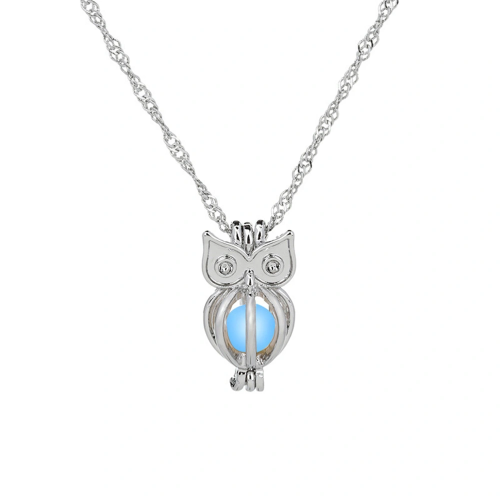 New Retro Bohemian Luminous Jewelry Pendant Necklace Hollow Owl Pendant for Female Male (Random Color)