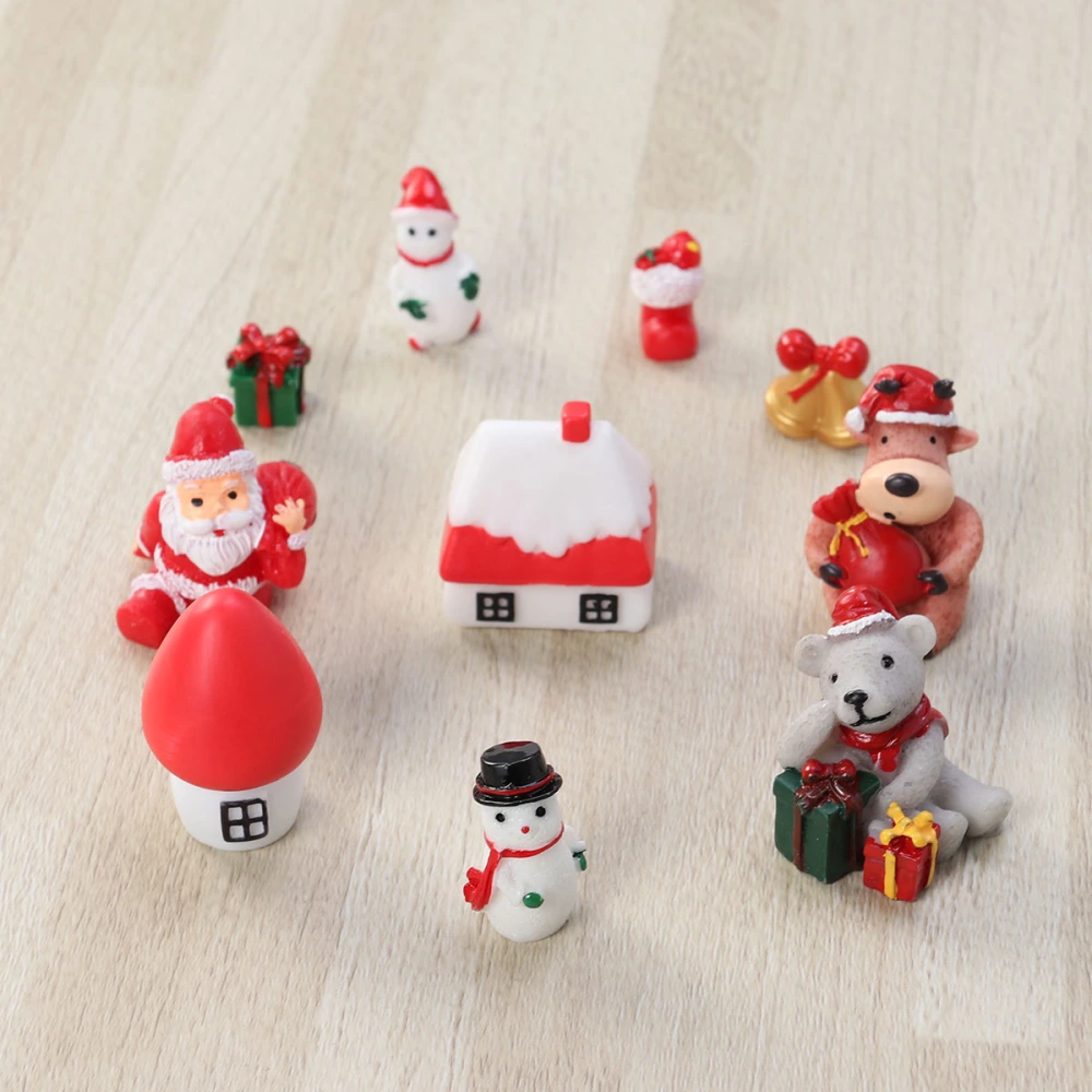 10pcs Lovely Handmade Resin Decoration Funny Party Accessory Christmas Craft Deer Bear Santa Claus(Random Color)