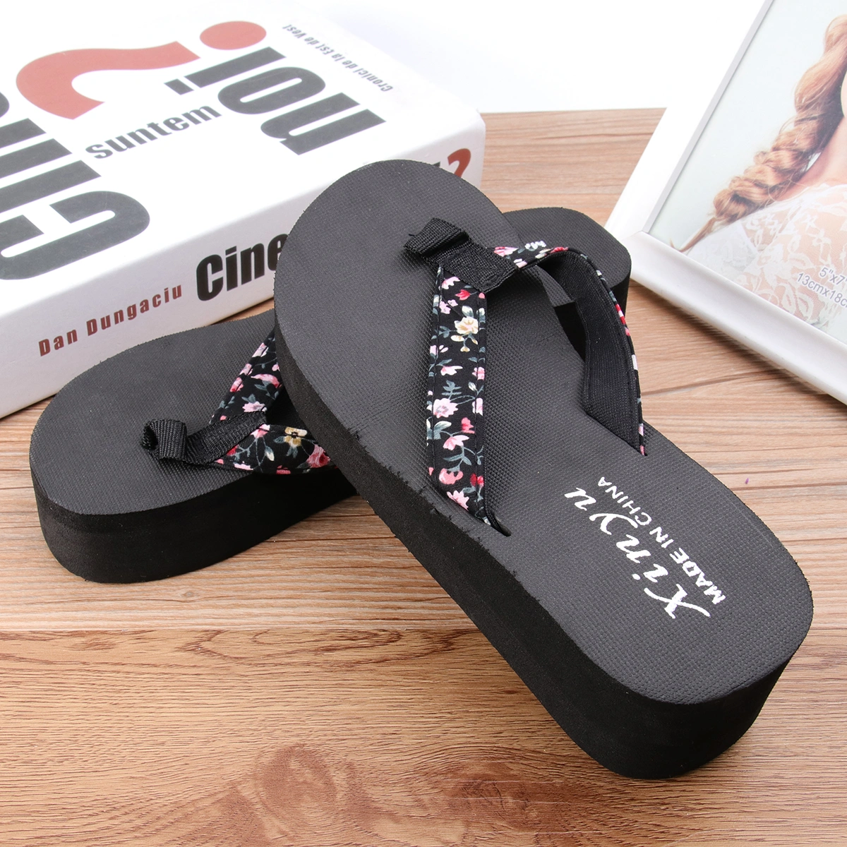 Slipsole Slippers Summer Antiskid Seaside Thickened Shoe Sole Cool Slippers for Woman (37 Yard)