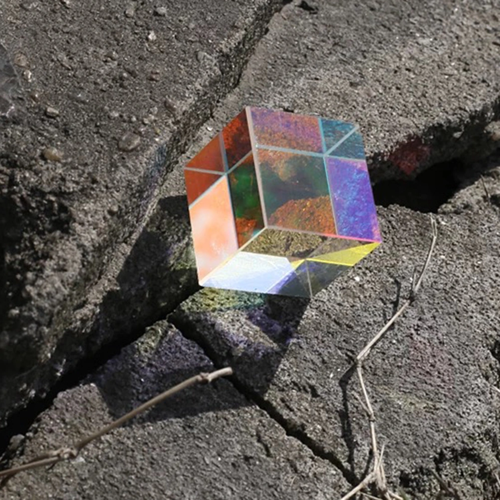 Optical Glass RGB Dispersion Cube for Physics Teaching Decoration Arts with Delicate Gift Box 2.0x2.0x2.0cm