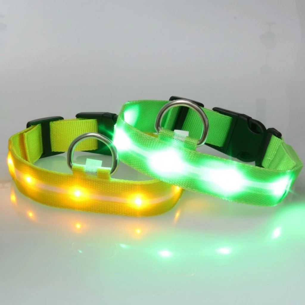 2.5CM Nylon Pet Dog Collar Night Safety LED Light-up Flashing Glow in the Dark Lighted Circular Pendant Collar Size S (Green Light)