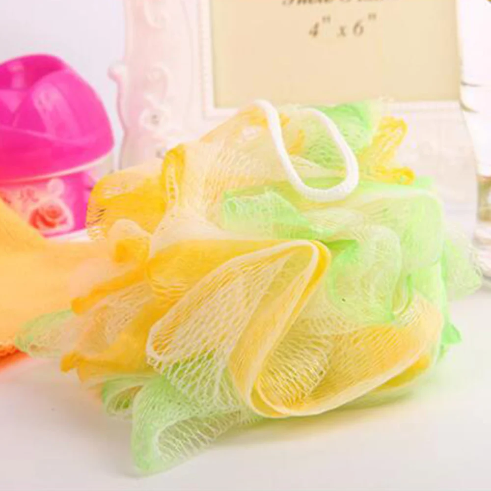 4pcs Simple Bath Ball Double Color Mesh Sponge Mesh Pouf Shower Ball (Random Color)