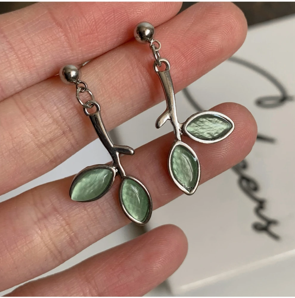 Women's Summer Simple Mori Style Branch Green Leaf Ear Studs