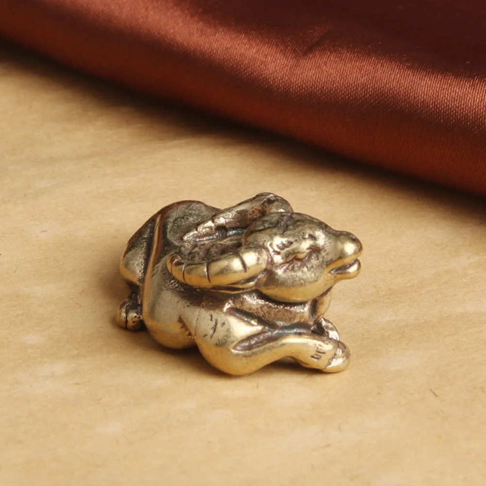 Cattle Shape Paperweight Chinese Zodiac Cow Design Paperweight Tabletop Decor