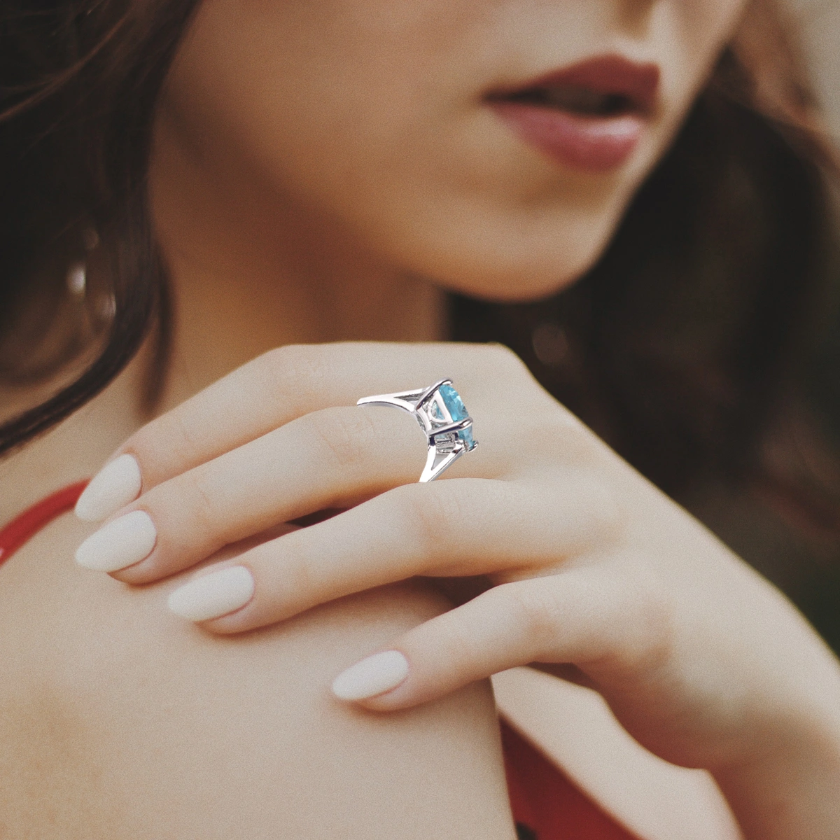 Women Luxury Topaz Ring Light Blue Stone Finger Ring Jewelry for Engagement Wedding (Size 8)