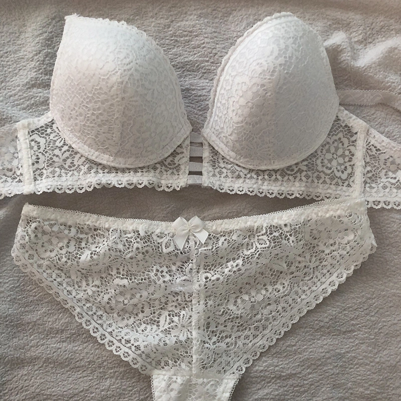 Fashion  Push Up Bra Lace Hollow Out Top Thin Bottom Thick Underwear Set