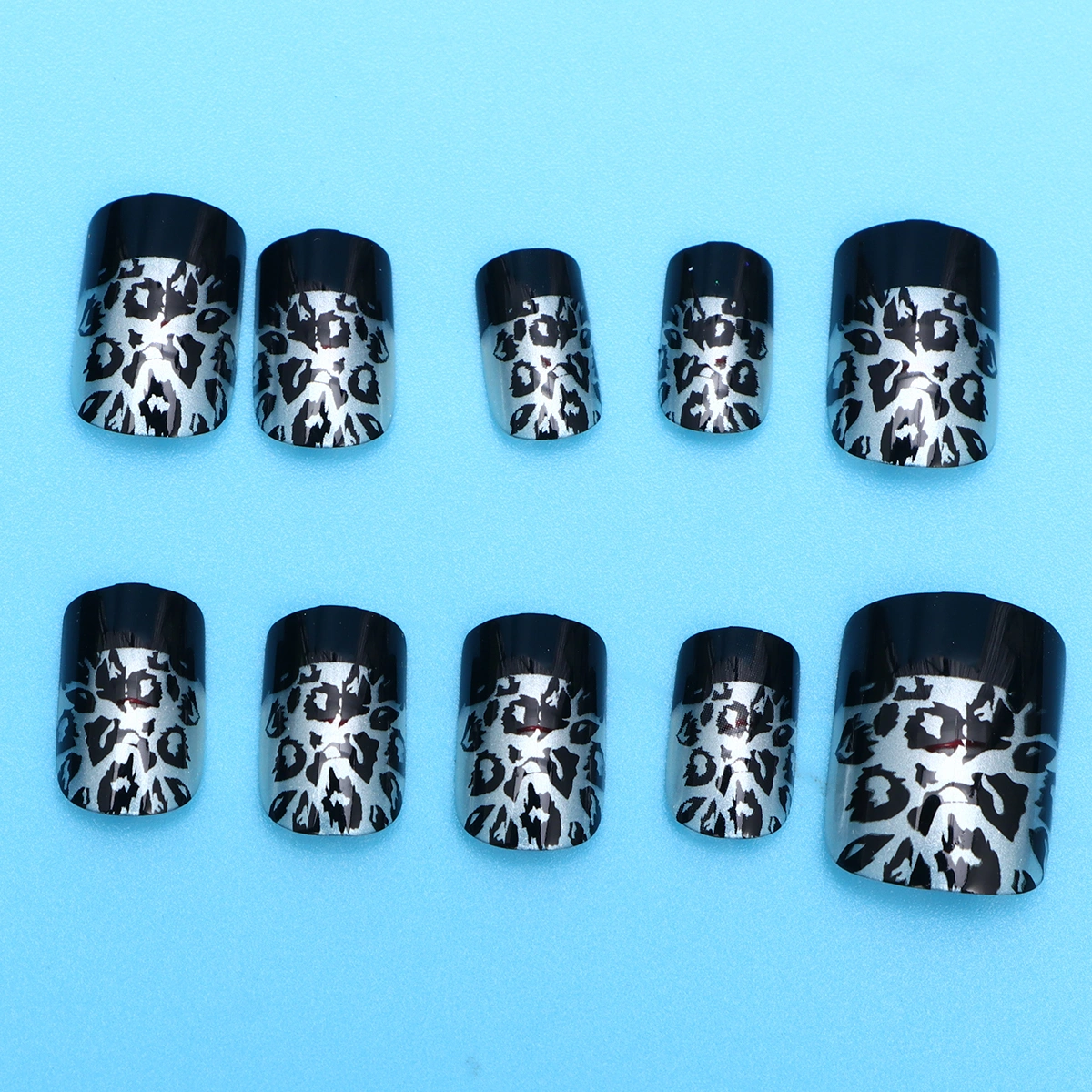 24Pcs Long Leopard Nail Art Stickers False Nail Tips Waterproof Nail Decals Manicure Decoration Stylish Nail Pieces for Women Girls