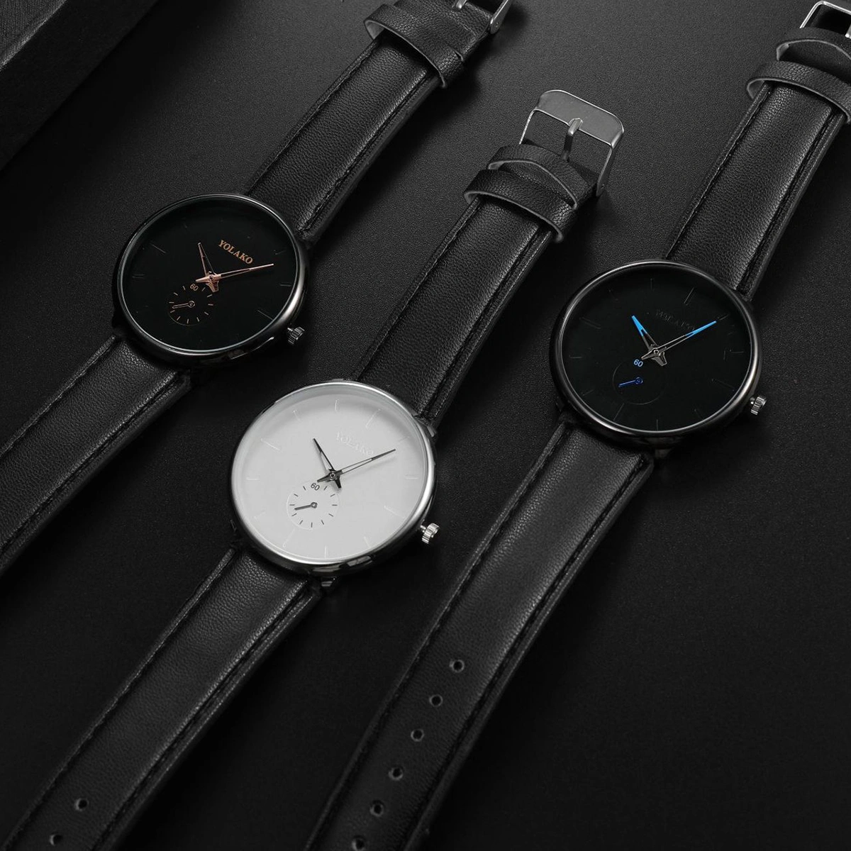 22x4cm Stylish Trendy Simple Quartz Watch Men Strap Wristwatch (Blue Pointer and Black Belt)