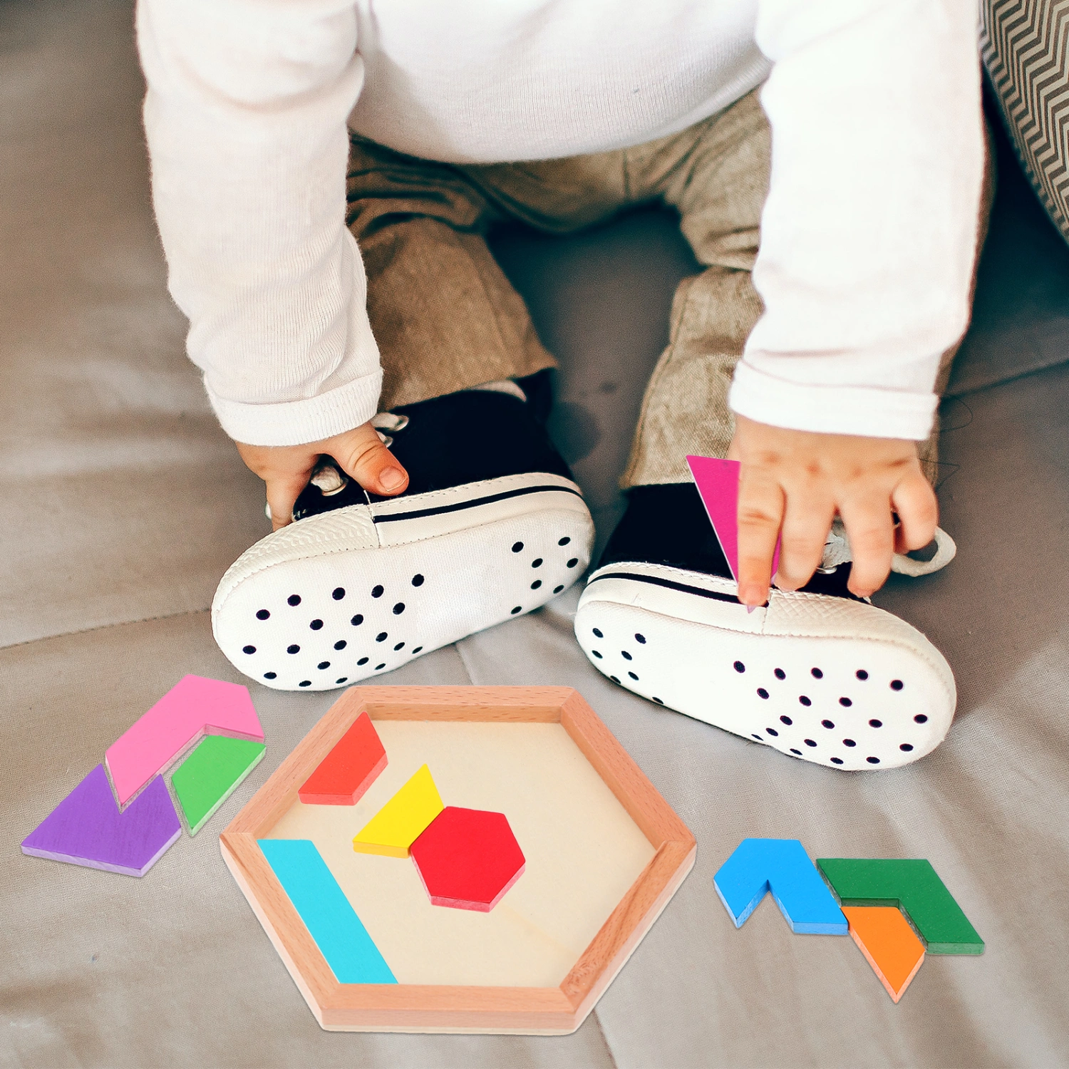 1 Set Wooden Hexagon Puzzle Geometry Shape Pattern Blocks Brain Teaser Toy