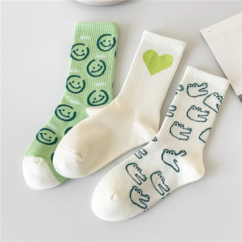 New Love Small Fresh Smile Socks