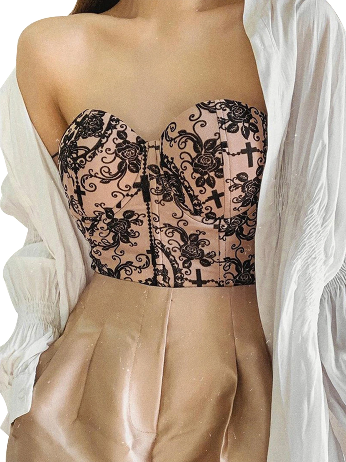 Women’s Fashion Embroidered V-neck Backless Exposed Navel Camisole
