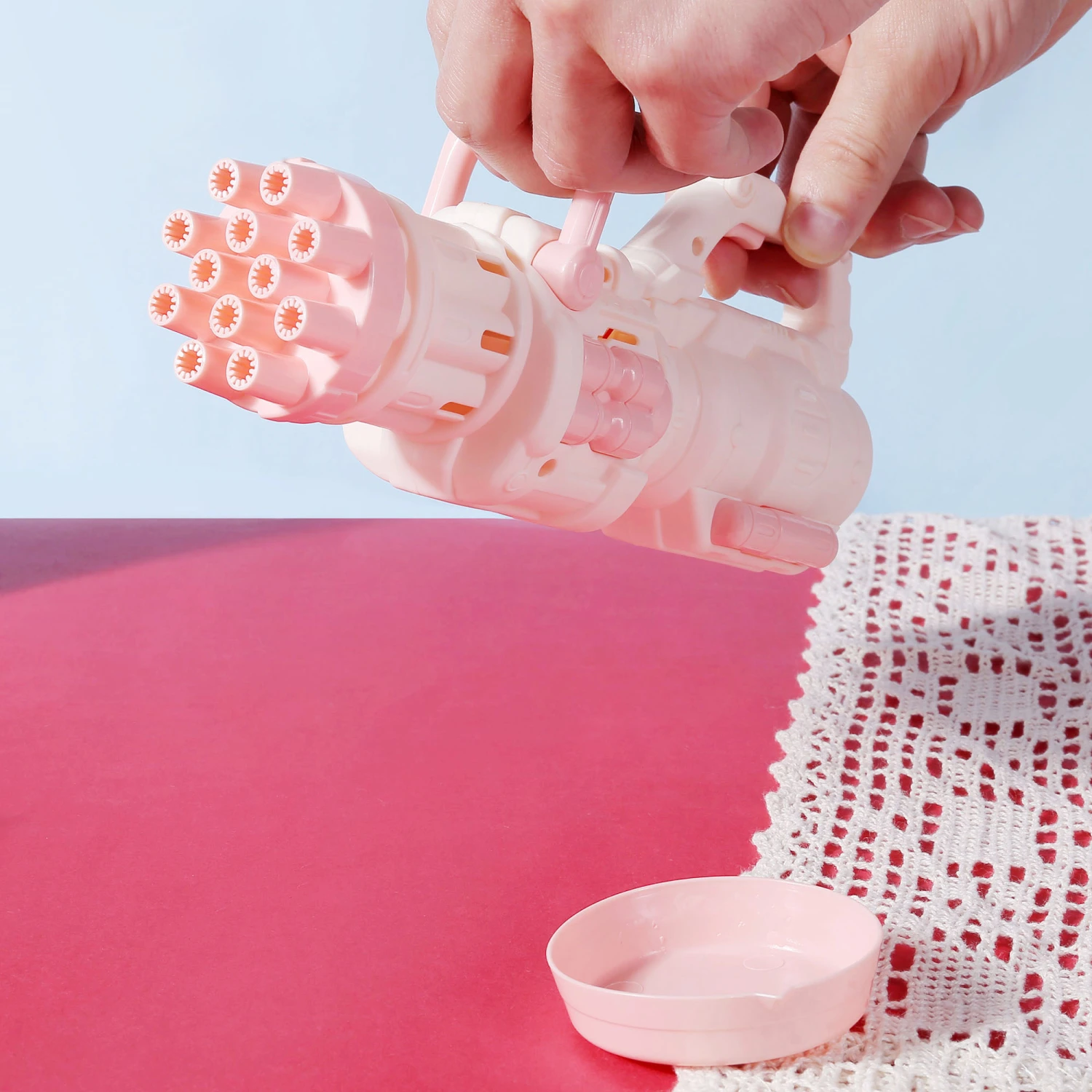 Bubble Making Toys 12 Holes Gatling Shaped Bubble Machine Blower