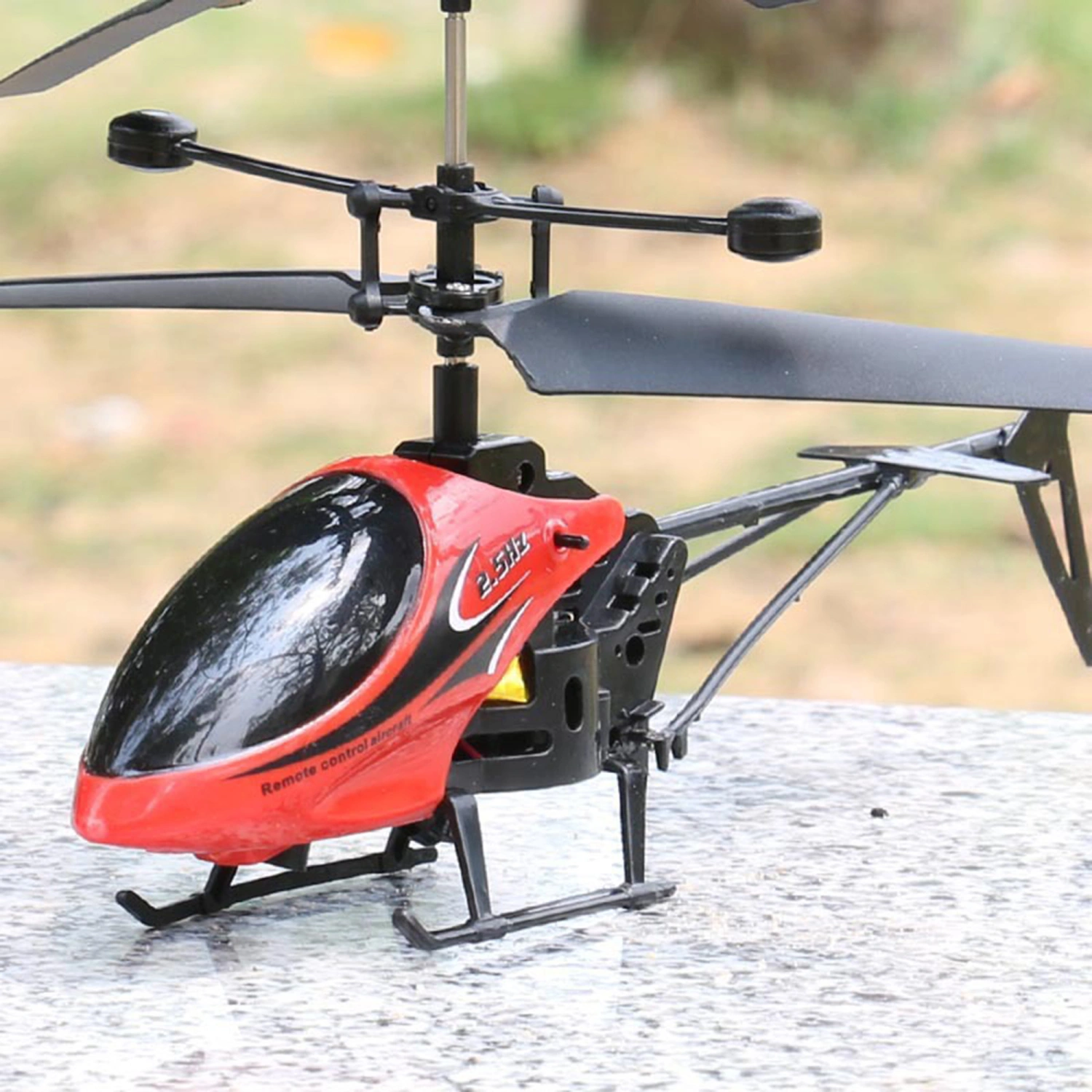 Remote Control Helicopter, RC Mini Aircraft Indoor Flying Toy