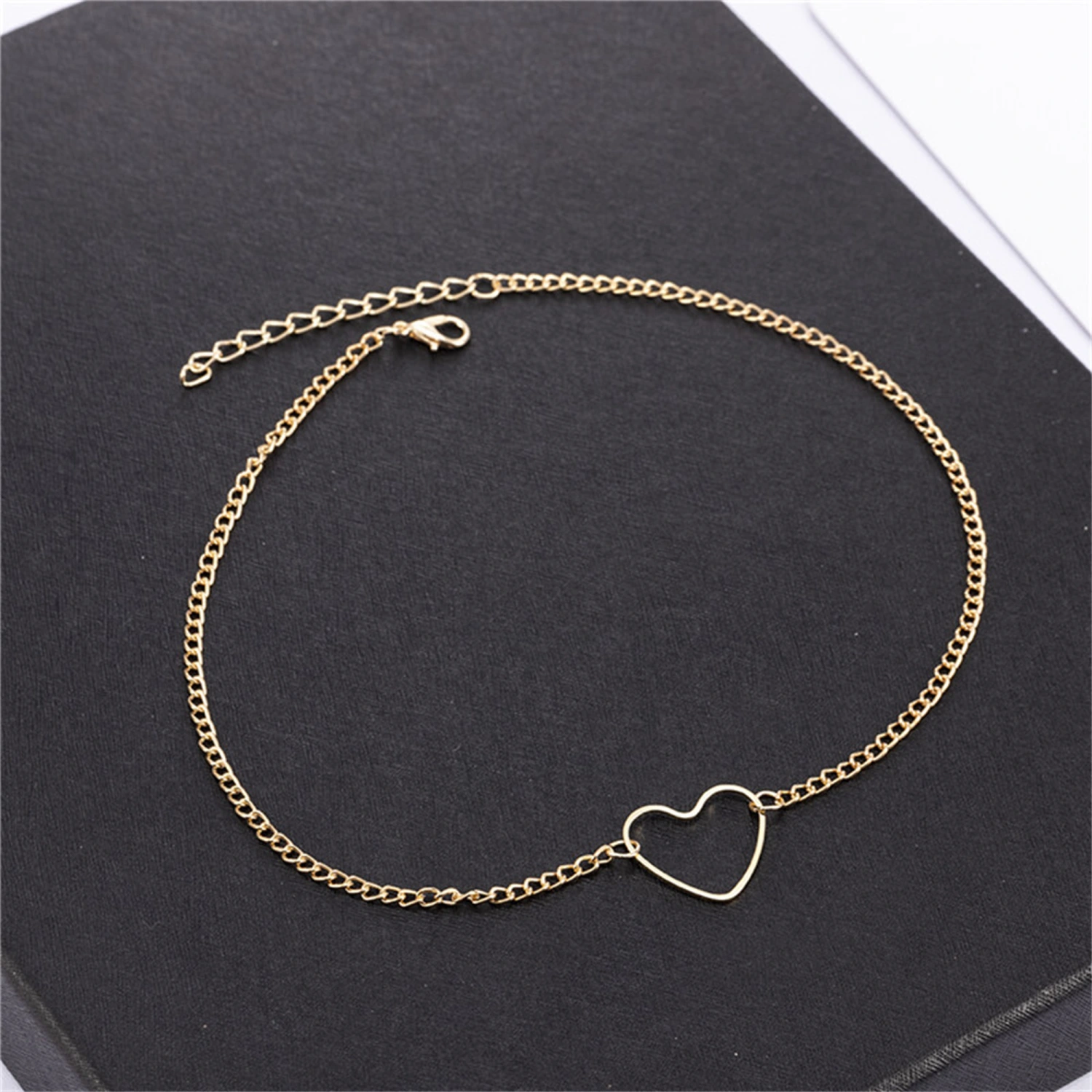Women Choker, Alloy Heart Pendant Clavicle Chain Necklace Gift