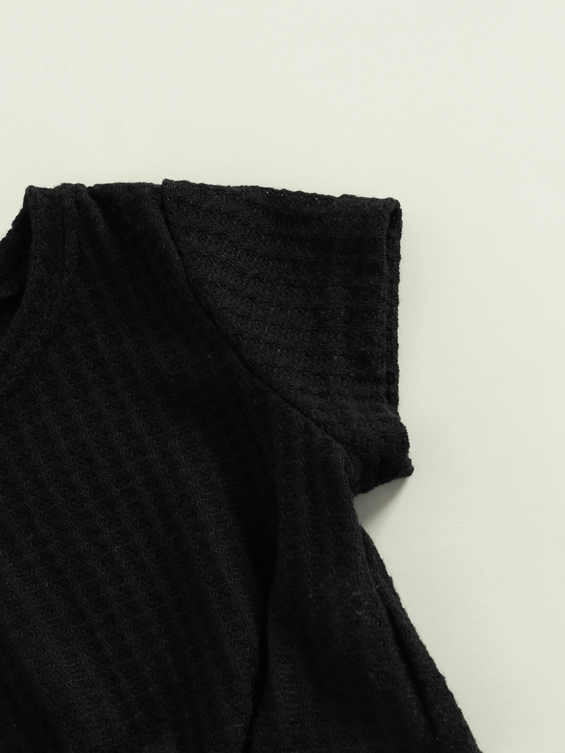 Girls Skirt Suit, Black Solid Color Tie-up T-shirt and Ruffled Skirt