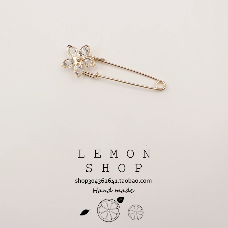 Women Brooch with Pearl Decoration, Safety Pin Clip Decoration 