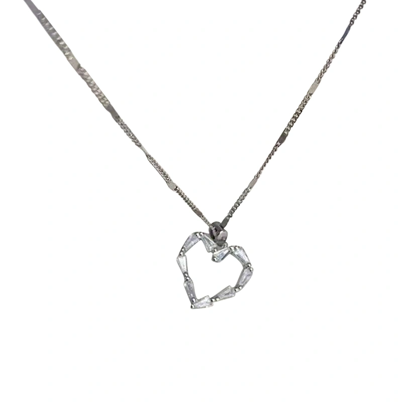 Women Simple Style Necklace with Hollow Out Heart-shaped Pendant