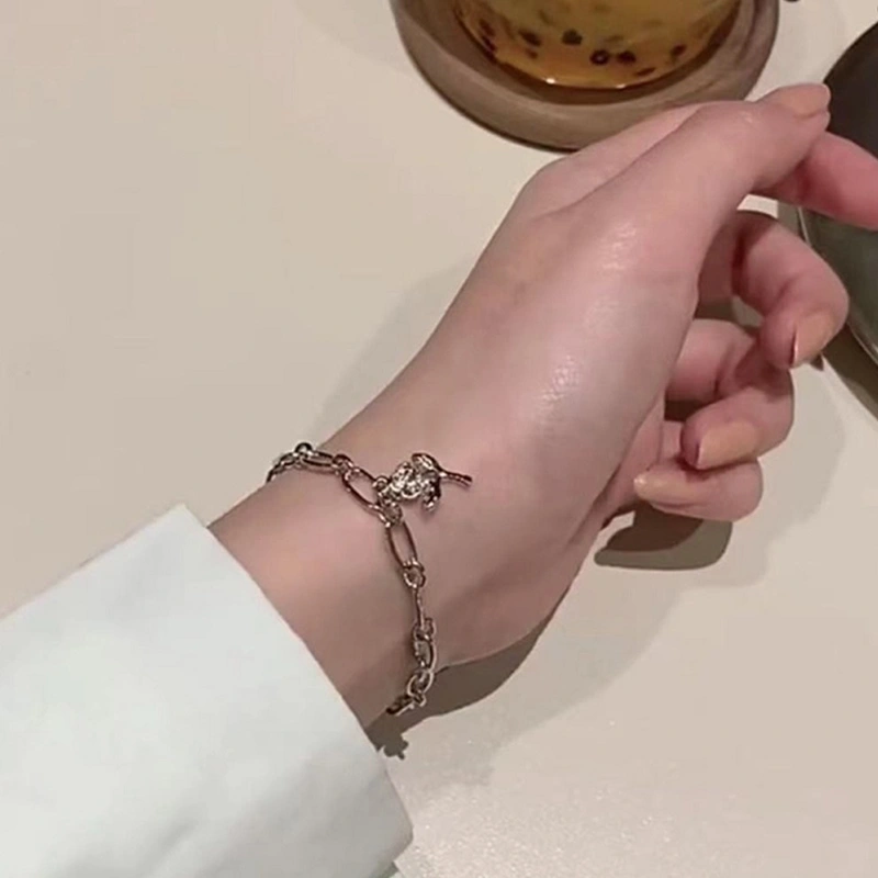 Little Fresh Rose Bracelet, Hand Ornaments Niche, Personalized Jewelry