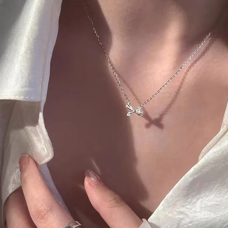 Women's Necklace, Bowknot Pendant Clavicle Chain Thin Necklaces