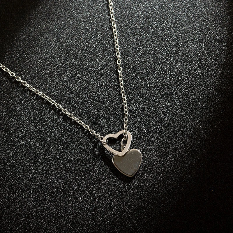 Women's Anti Scratch Necklace, Hollow Heart Meaningful Neck Accessory