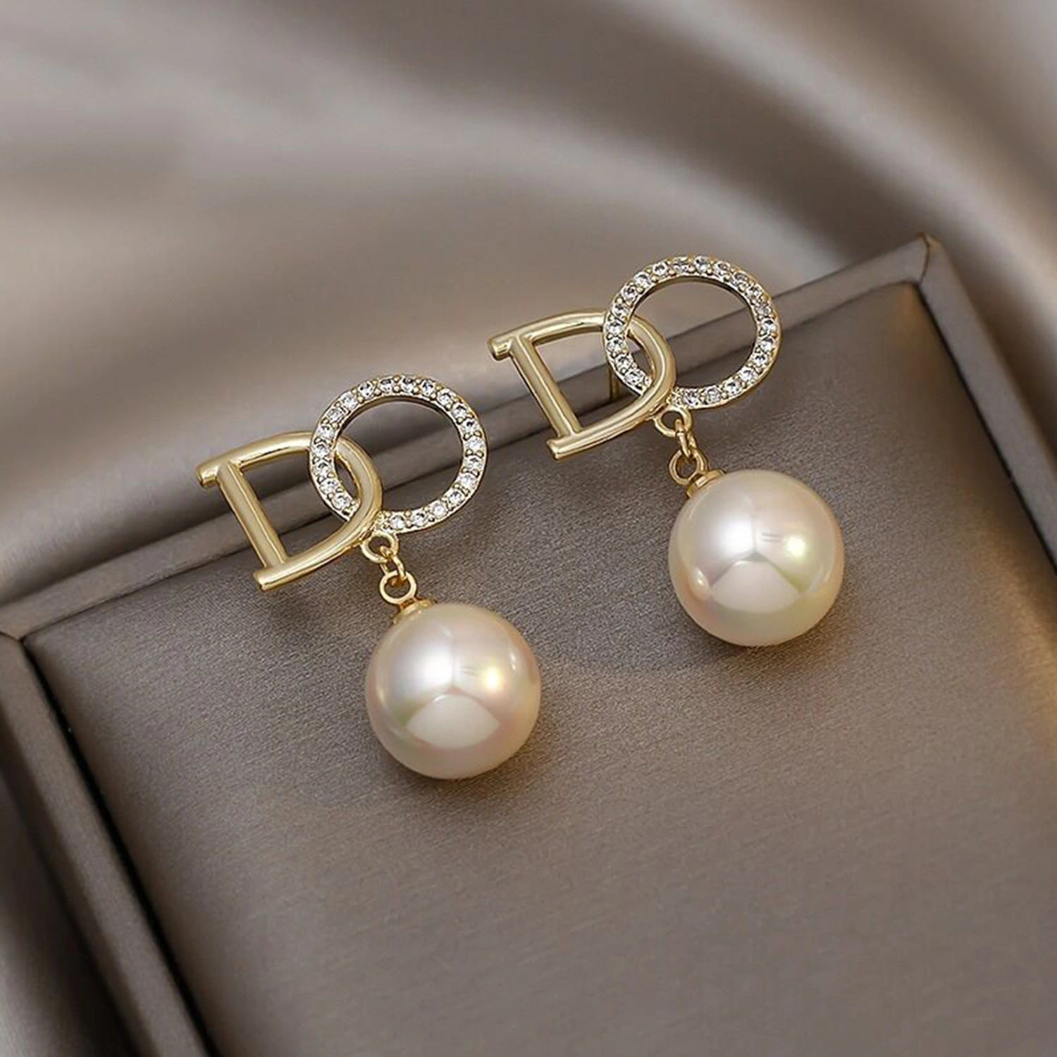 Female Ear Studs, Rhinestones Pearls Earrings Ear Decorative Tools