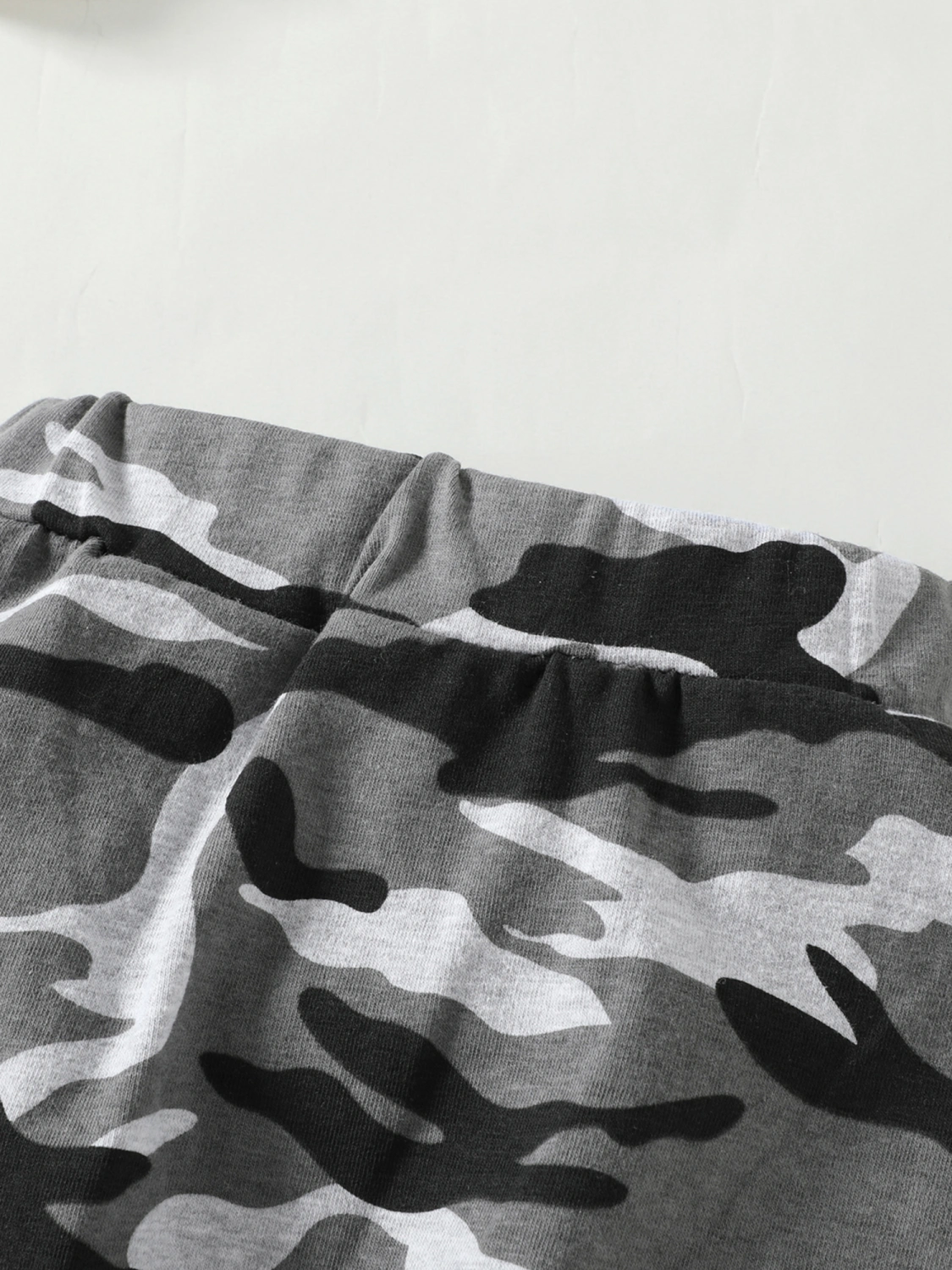 Baby Boys 2Pcs Fall Outfits, Letter Pullover Tops and Camouflage Pants