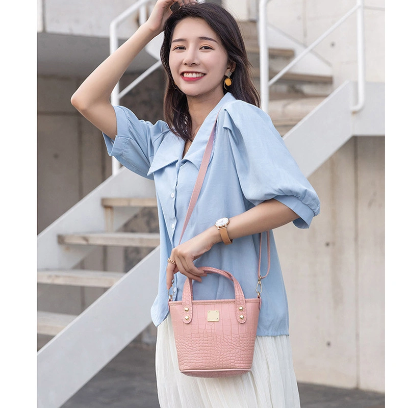 Women Fashion Crocodile Pattern Shoulder Bag Stylish Crossbody Bag