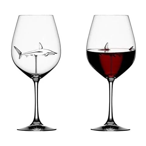 Red Wine Glass Built in Shark, Crystal Clear Goblet Decoration for Home Party