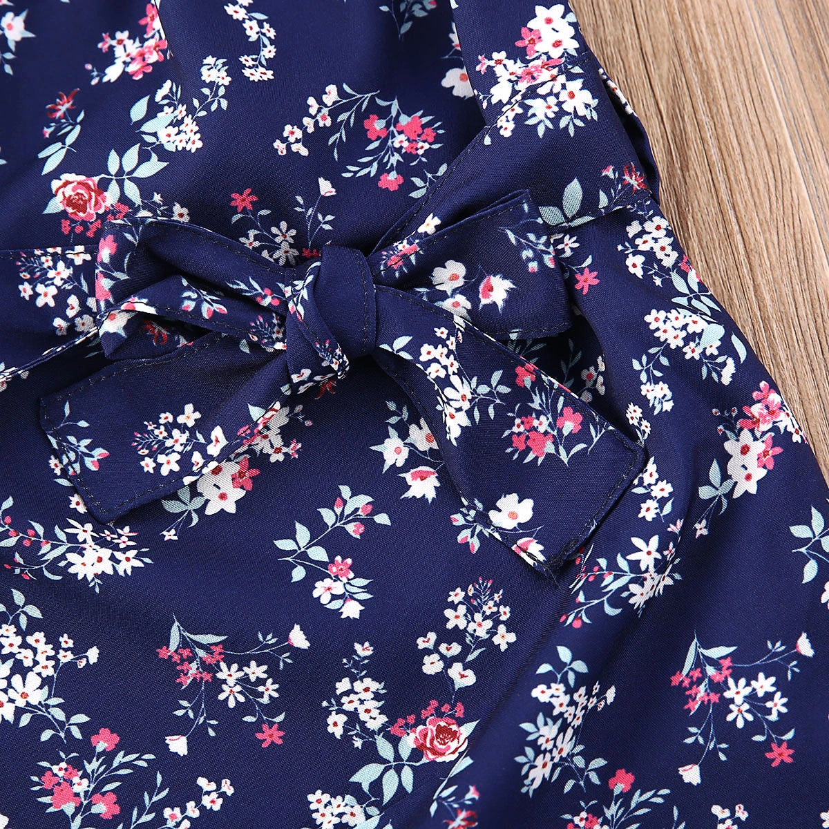 Breathable and soft, Elastic, Easy to change diaper