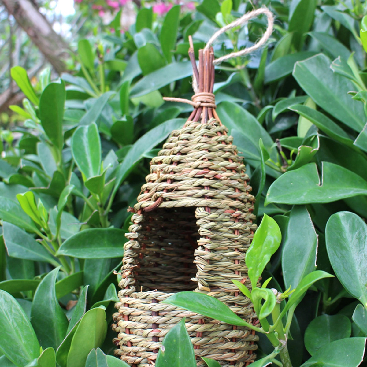 Bird Nest, Hand-Woven Hanging Cages Grass Hut for Sparrows Canaries