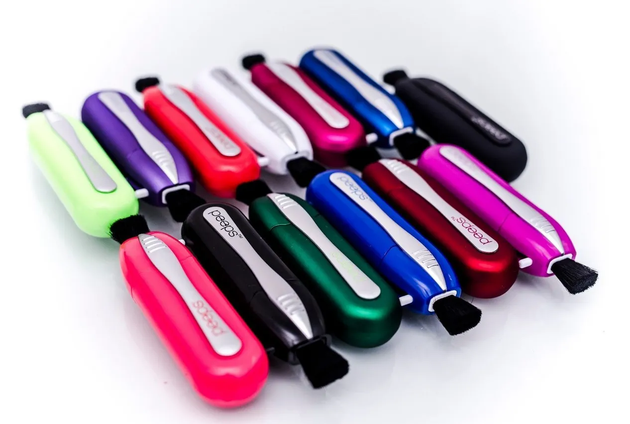 Eyeglass Sunglass Cleaner All In One Glasses Lens Soft Cleaning Brush