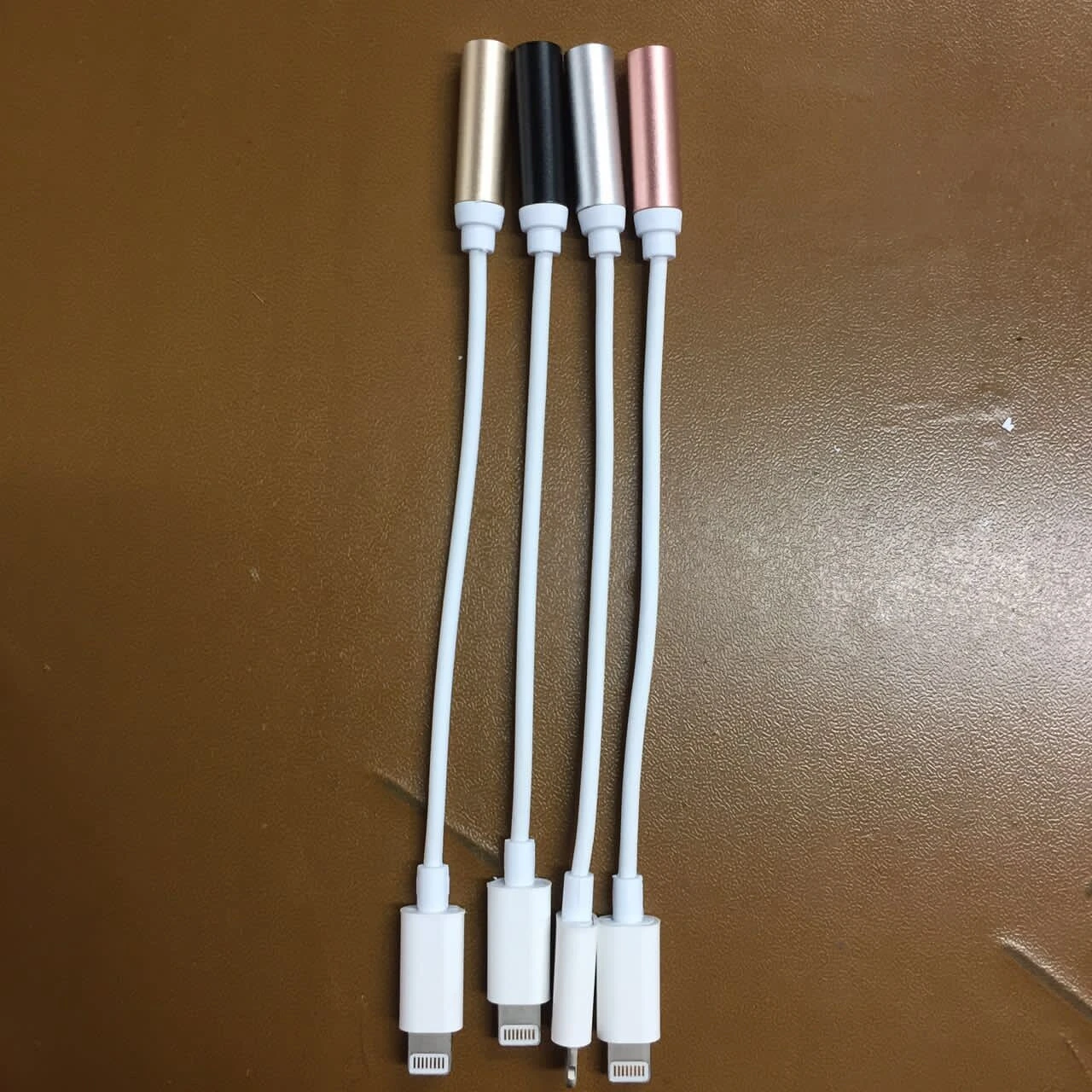 iPhone Headphone Adapter Lightning Port to 3.5mm Earphone Cable Convertor