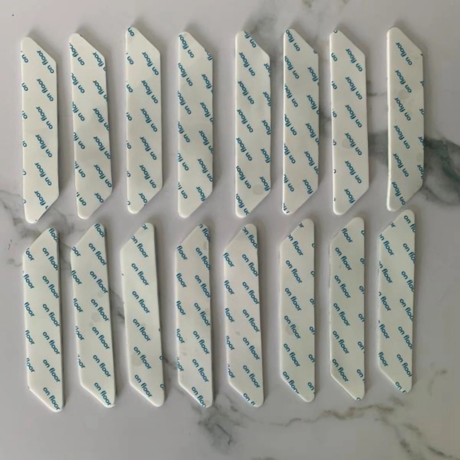 PU Anti-Slip Rug Gripper, Reusable Anti Curling Carpet Stickers