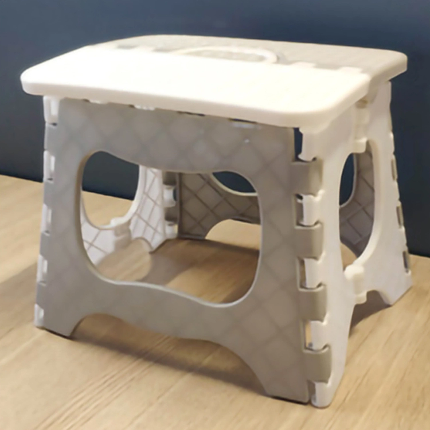 Multifunction Folding Camp Stool Portable Plastic Garden Barbecue Rest Seats for Hiking FishingGrey White