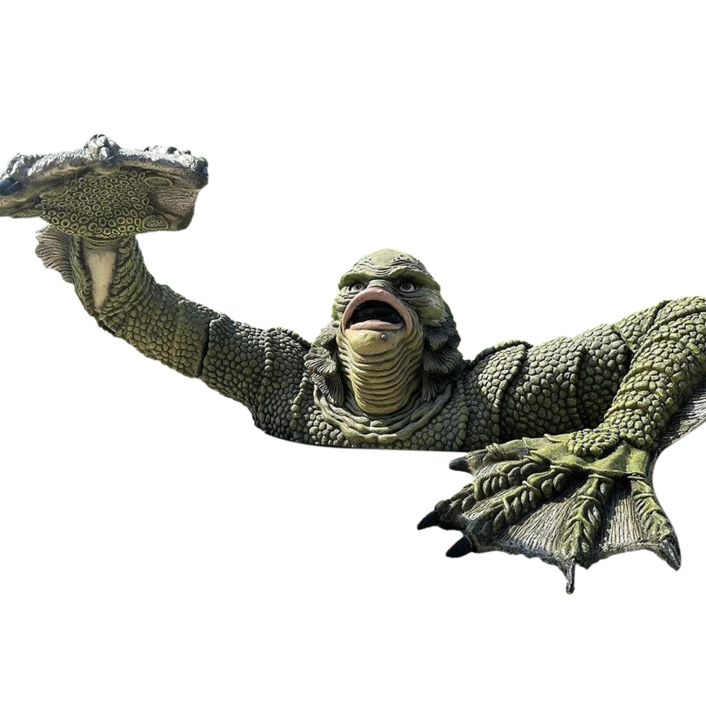 Halloween Lizard Man Decoration Horror Scary Graveyard Creature Props