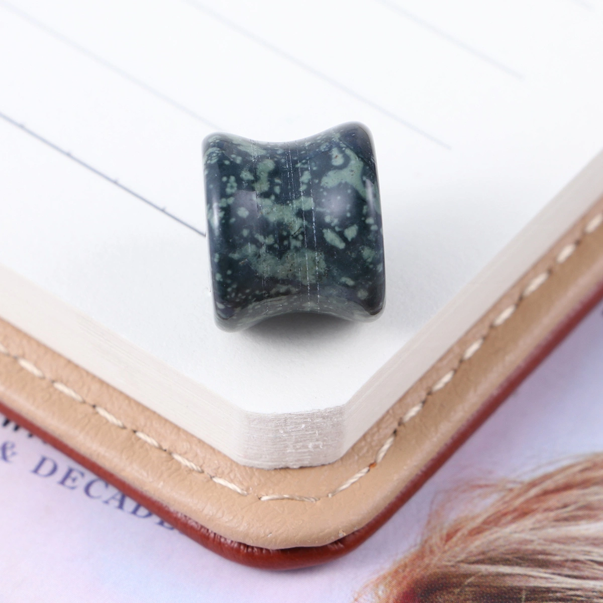 1 Pair 12mm Natural Stone Ear Tunnel Plugs Ear Gauges Expanders Body Piercing Jewelry