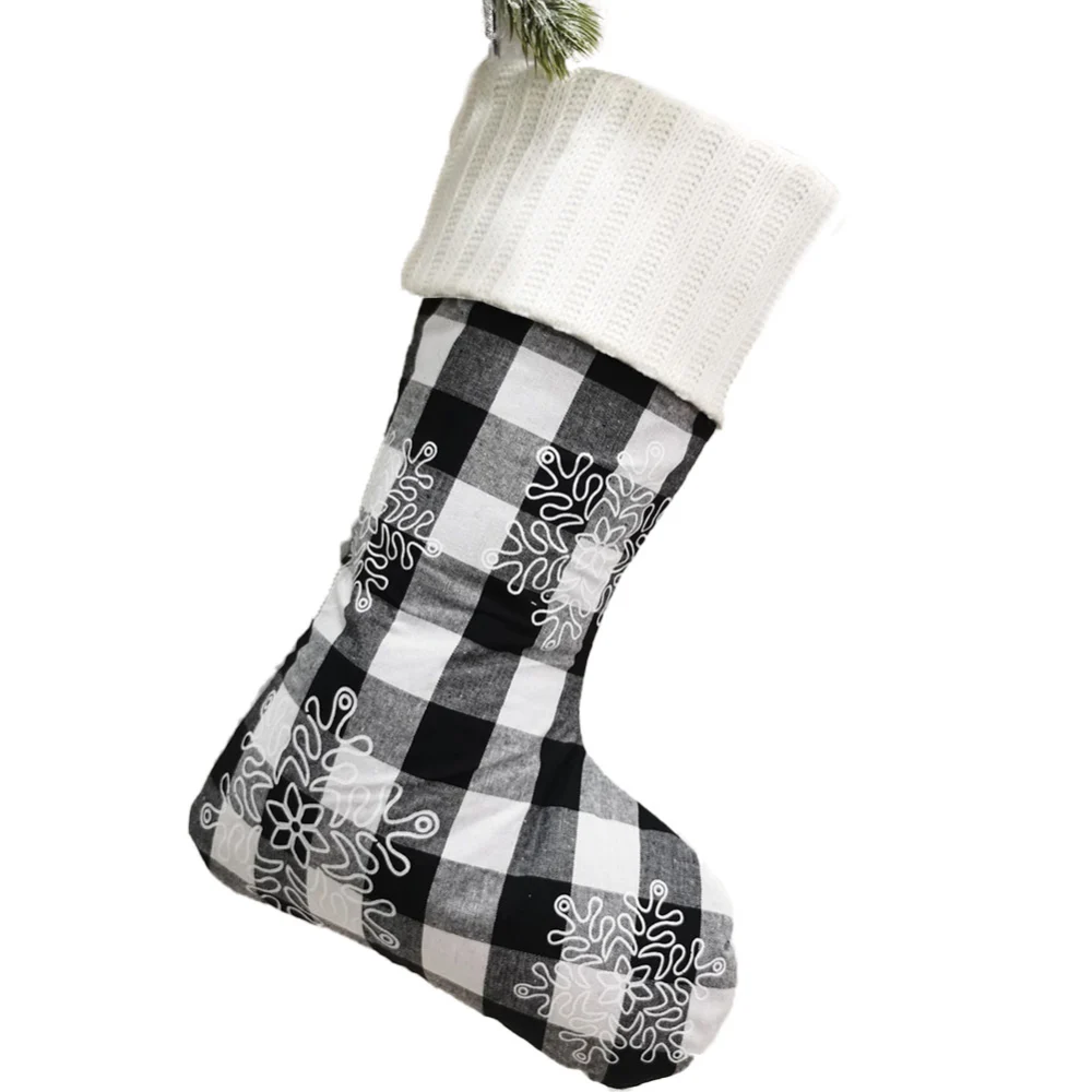 Christmas Gift Socks Santa Claus Stockings Plaid Pattern Woven Decorative Bag