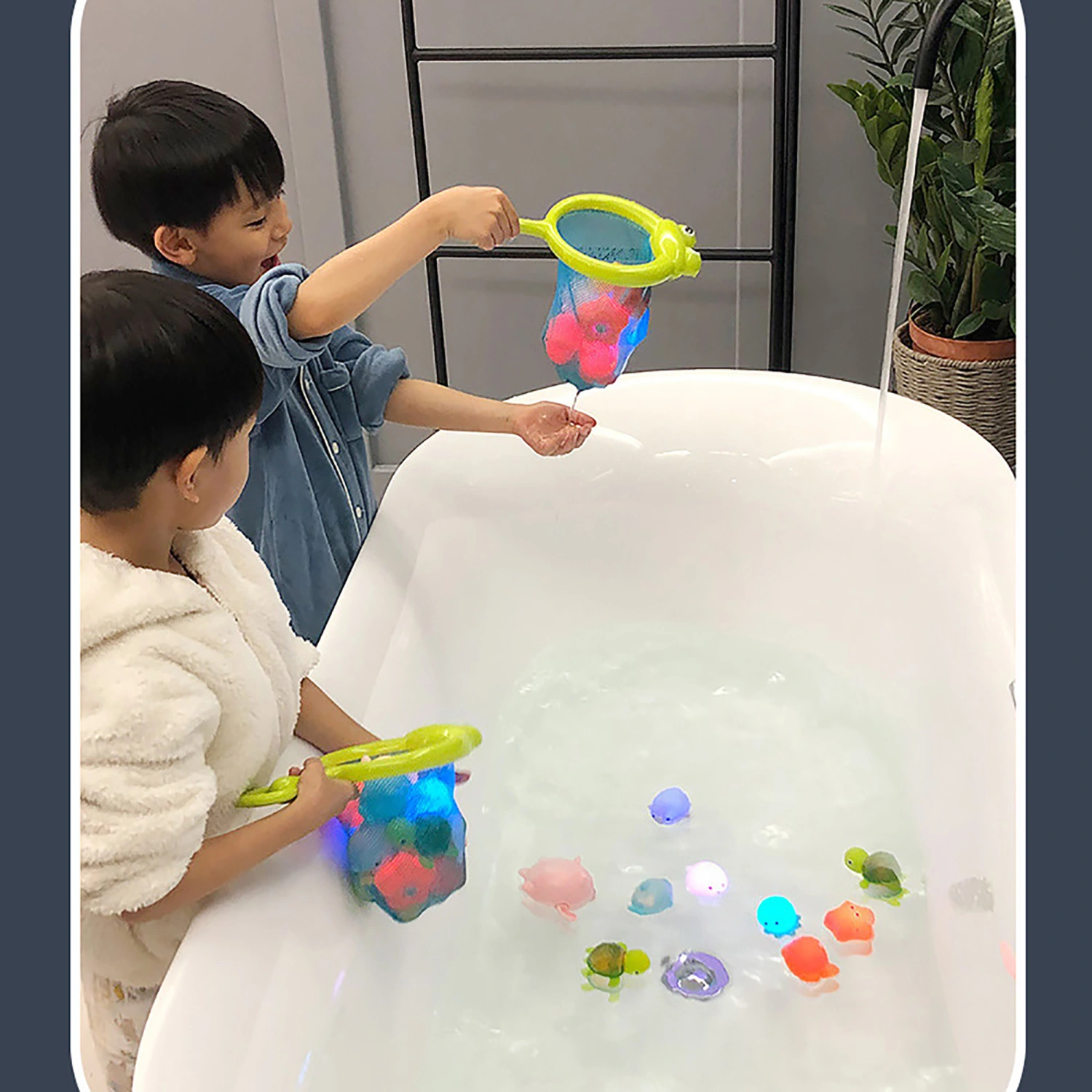 Baby Fish Catching Game Set, Glowing Animals Bath Toys+Catch Net