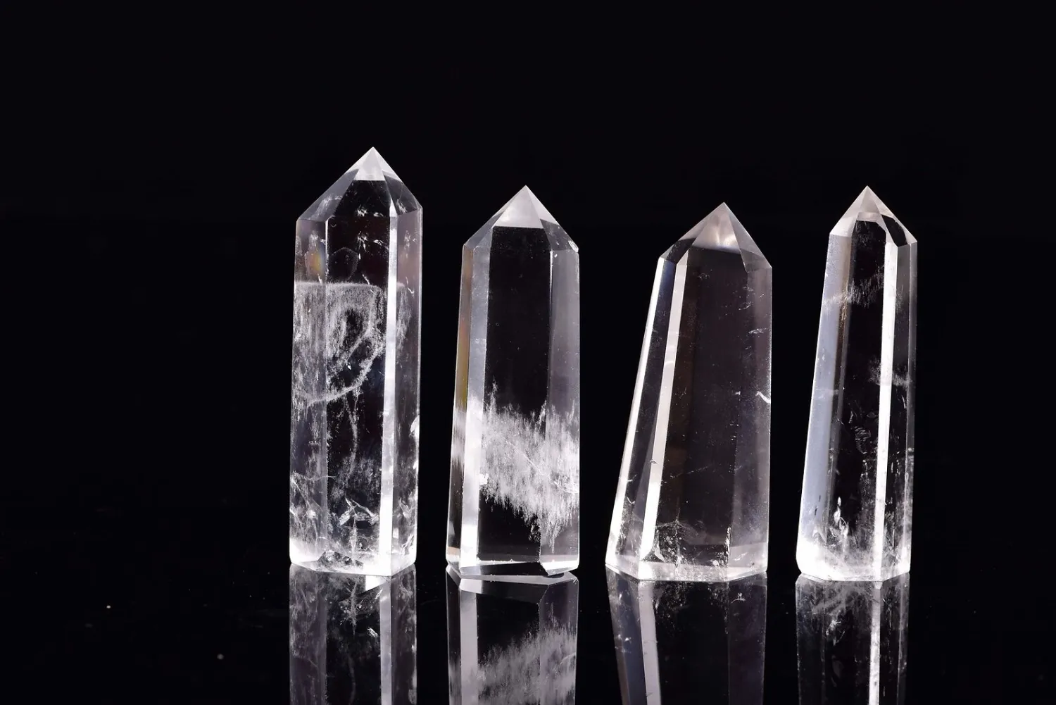 4-5 cm Natural Clear Quartz Crystal Transparent Point Healing Rock Stone Wand