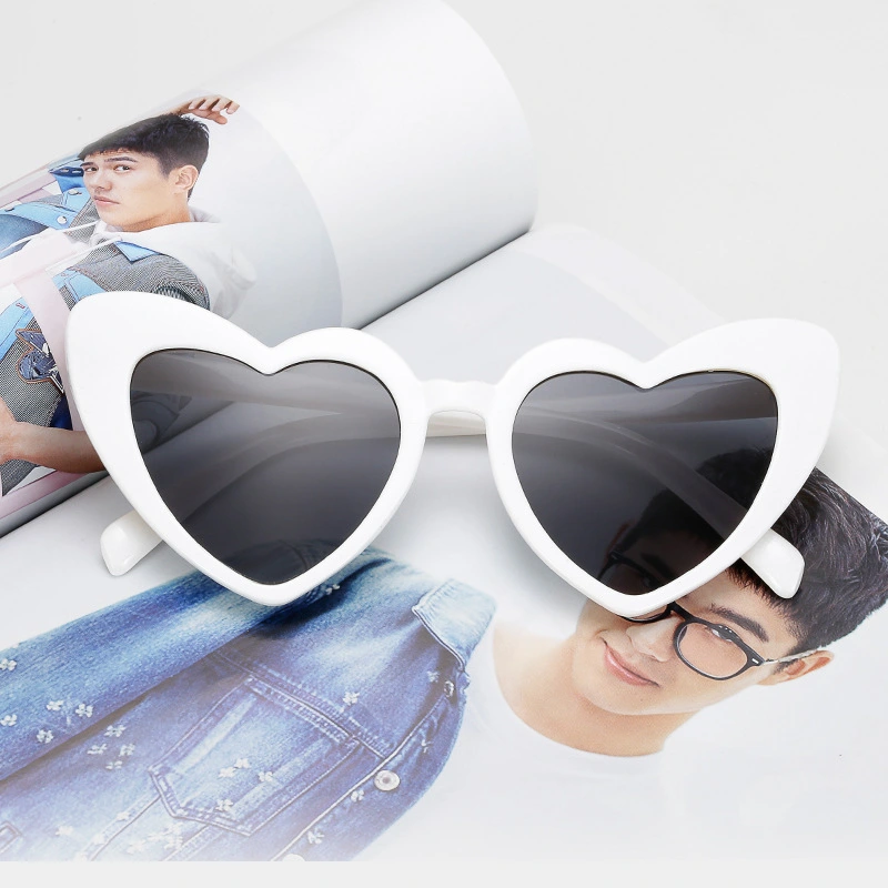 Women's Heart Shape Sunglass Retro Fashion Large Frame Glasses