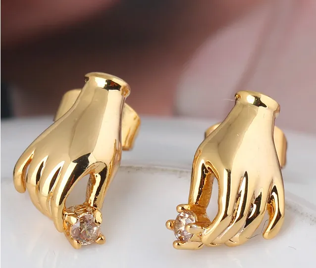 Ladies Ear Studs Four Prongs Rhinestone Hand Grip Design Earrings