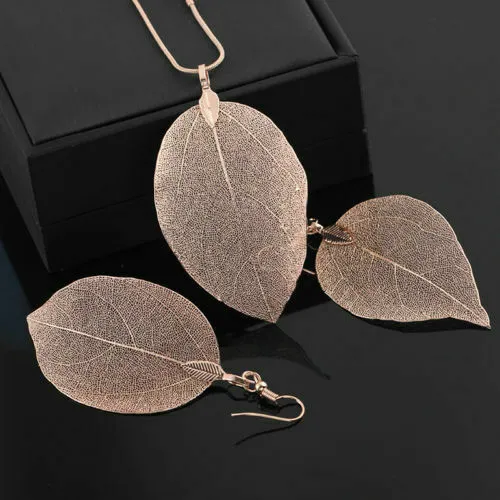 Women’s Jewelry Set, Long Leaf Pendant Earrings Chain Necklace Set